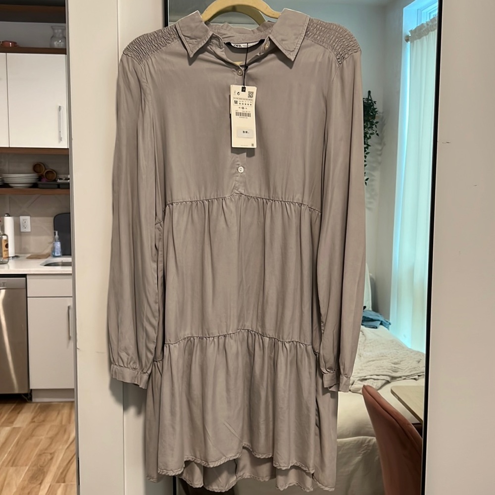 Zara. Tiered Mini Dress in Light Gray size Medium NWT